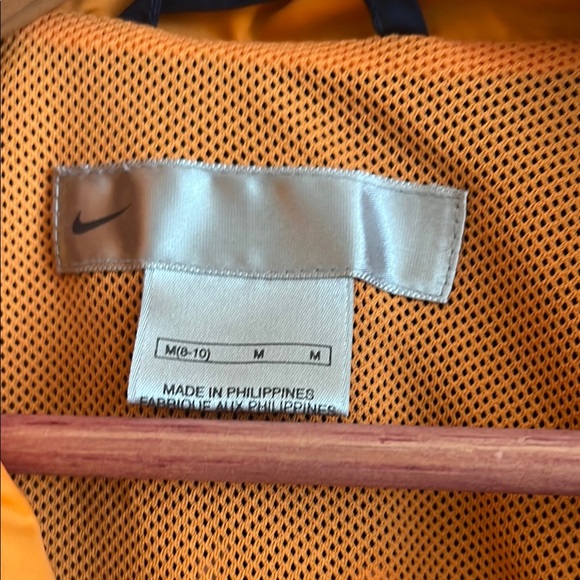 Nike 2000s Vintage Navy, White and Orange Windbreaker Back Spellout Jacket - Picture 2 of 7